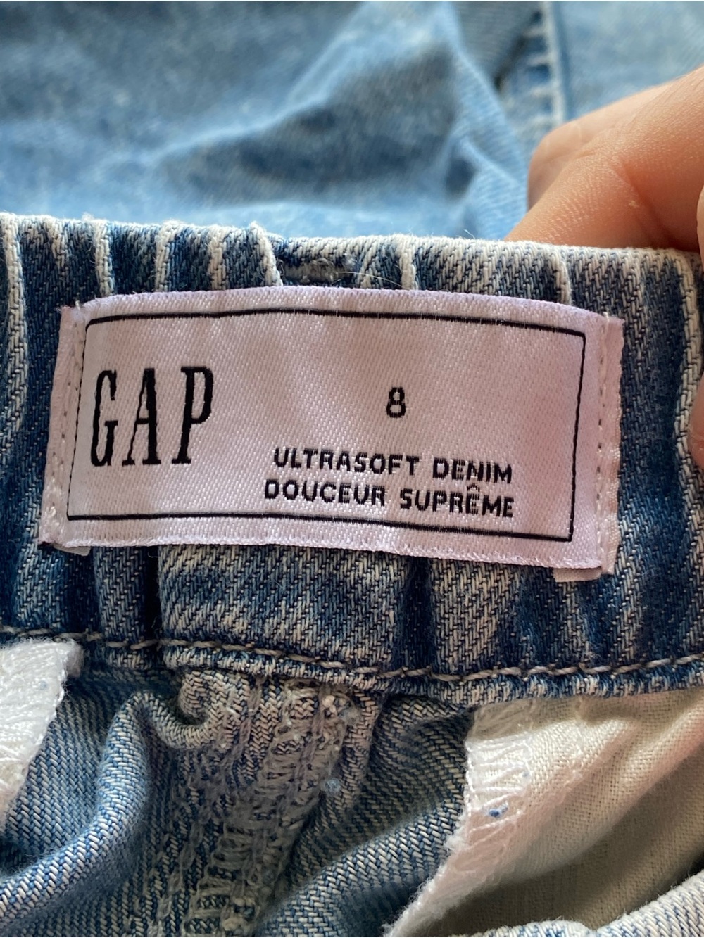 GAP UltraSoft Denim Wide Leg Pleated Jeans Woman 8 Light Wash Lyocell Blend 2024 - Picture 7 of 16